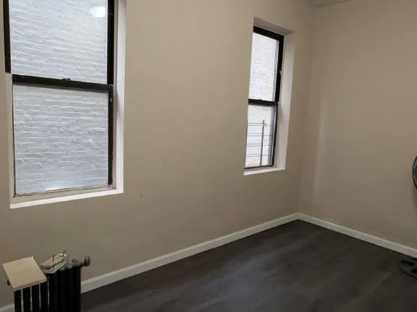 2409 Beaumont Avenue image 1 of 6