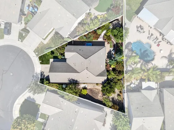9845 Brierton Ct, Elk Grove, CA 95757