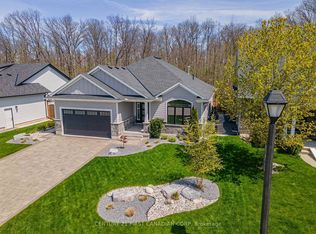 65 Deerfield Rd, Lambton Shores, ON N0M 1T0