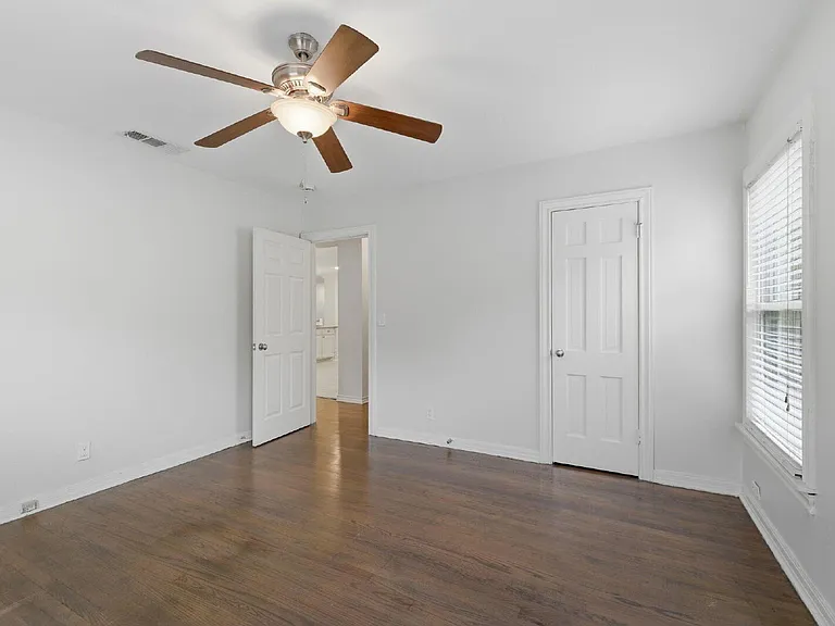 2725 Ryan Place Dr — Photo 23