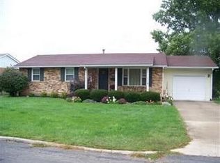 524 N Stadium Dr, Xenia, OH 45385