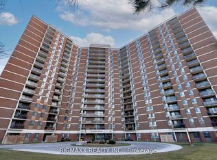 121 Trudelle St #1007, Toronto, ON M1J3K4