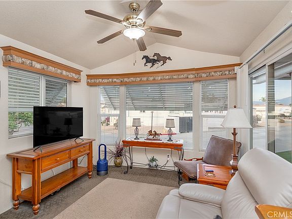 4th image of 1295-205 S Cawston Ave