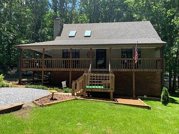 2nd image of 707 Jefferson Woods Dr Lot 1