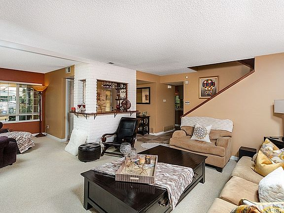 4th image of 13842 Candlewood Dr