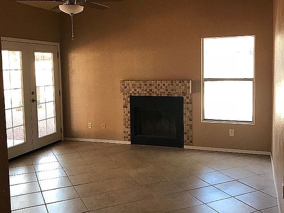 2nd image of 1862 W Bel Aire Ct