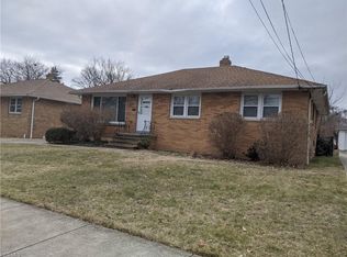 6450 Alexandria Dr, Parma Heights, OH 44130