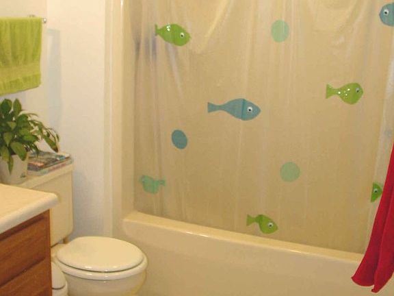 4th image of 421 Bowery St #421-04