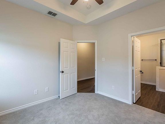 5th image of 1701 Orchid Ave