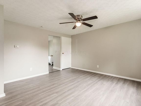 3rd image of 6046 Woodmoor St