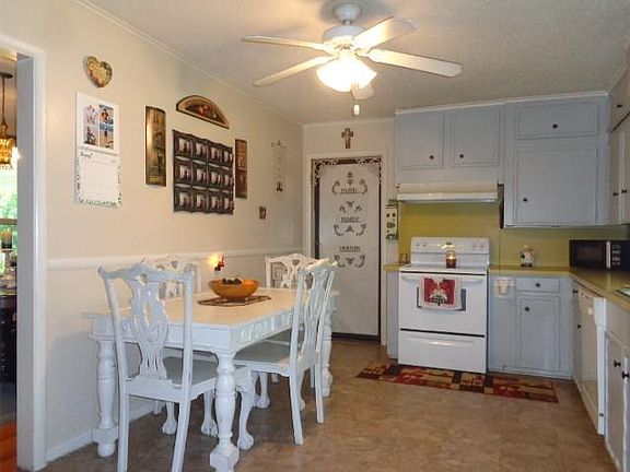 3rd image of 3509 London Ln