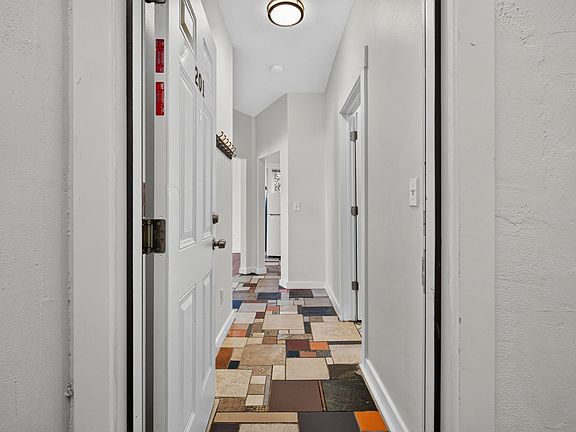 3rd image of 515 22nd Ave APT 304
