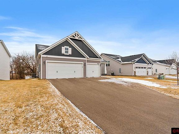 4th image of 1420 Eugenia Way