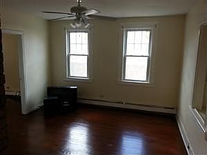 5th image of 2216 Fairfield Ave