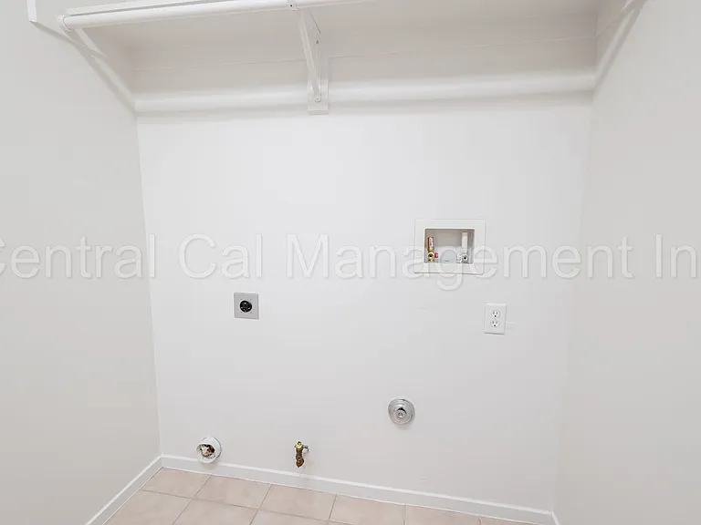 11900 Nebula Ct — Photo 19