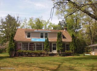 8920 S Redwood Dr, Newaygo, MI 49337
