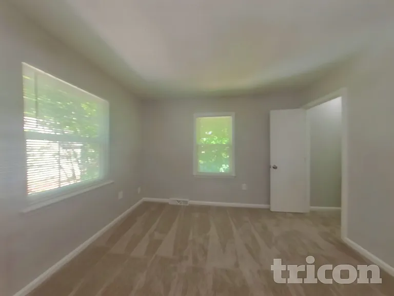 4326 Hazlitt Ct — Photo 9