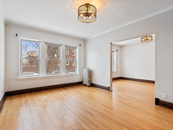 2nd image of 2909 W Grace St #1