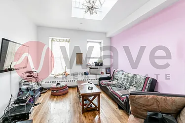 Rented by Wave Real Estate Group