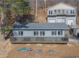 406 Staley Hollow Dr, Sunrise Beach, MO 65079