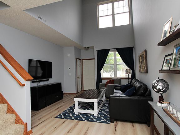 4th image of 1642 Liberty Cir