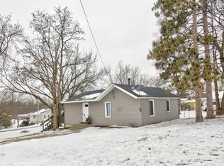 116 Middle St W, Cannon Falls, MN 55009