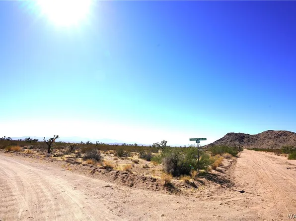 0 E Arroyo Rd, Yucca, AZ 86438