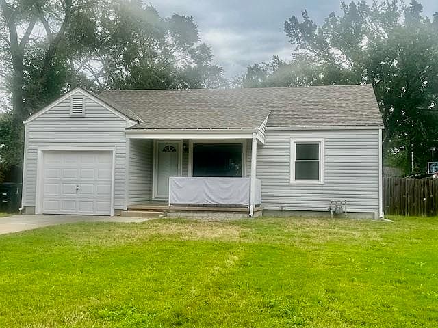 1st image of 728 S Audrey Dr