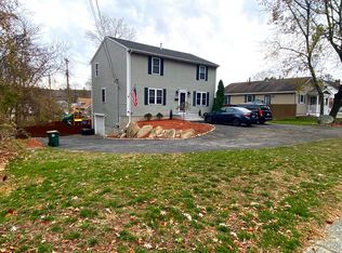 113 Dean Ave, Smithfield, RI 02917