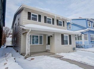 3253 N Hackett Ave, Milwaukee, WI 53211