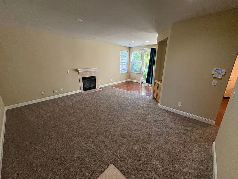 310 W Viento St — Photo 3
