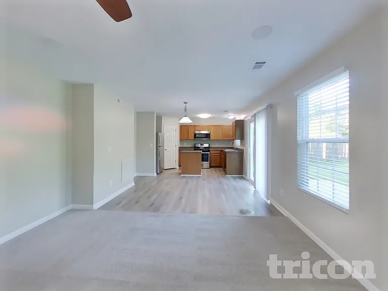 4065 Alicia Ln — Photo 4