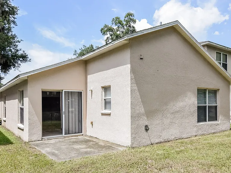 8713 Morrison Oaks Ct — Photo 16