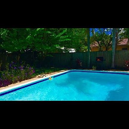 4th image of 8005 Pine Hill Dr