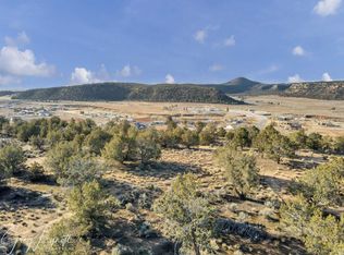 1612 N Juniper Cir, Apple Valley, UT 84737