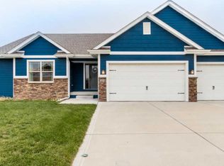 304 Northview Ln, Huxley, IA 50124