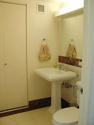 Rented by Sotheby's International Realty | media 44