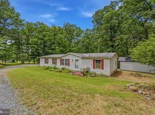 193 Friendship Ln, Berkeley Springs, WV 25411