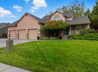 204 Brookwood Loop, Richland, WA 99352