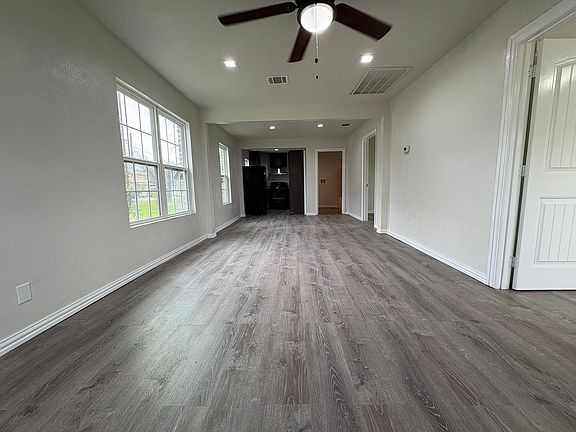 2nd image of 436 N Bryant Ave