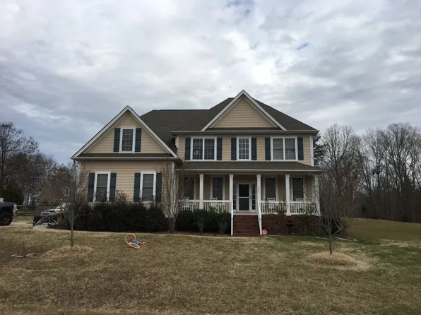 3230 Creek Bend Ct, Sherrills Ford, NC 28673