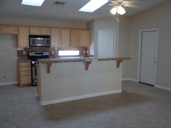 Kitchen, Side View