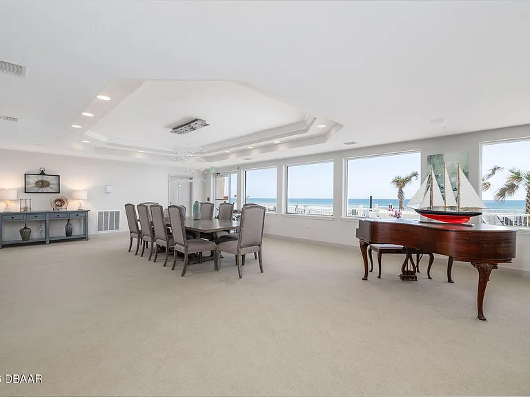 2055 Atlantic Ave #710 — Photo 50
