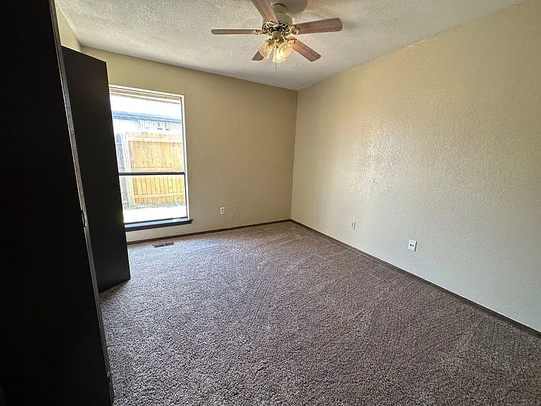 3718 Southwind Ave — Photo 10