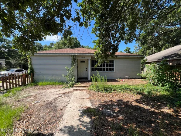 1010 Wanda Pl, Gulfport, MS 39501