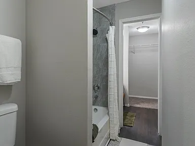 Clairmont Reserve Apartment Homes — photo 13