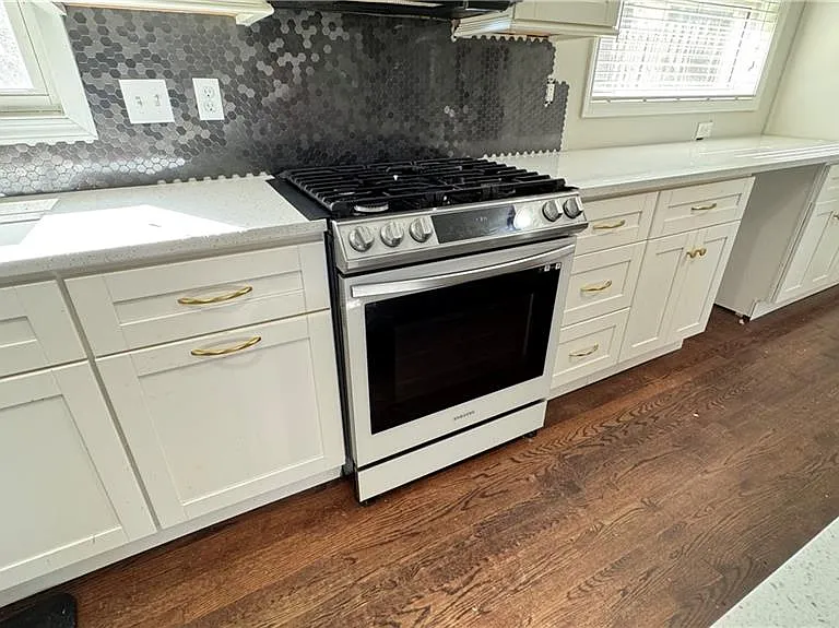 552 Sybil Ln SE #A — Photo 15