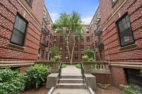 40 Linnaean St #11 Photo 1 40 Linnaean St #11 Photo 1