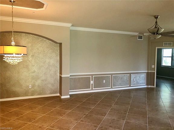 4th image of 9107 Napoli Ct #4-102