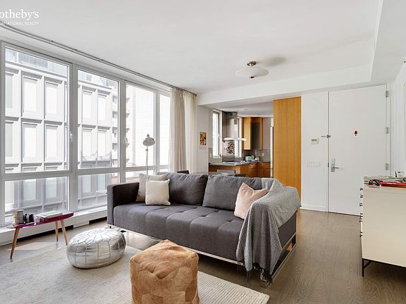 3rd image of 22 Renwick St #7A